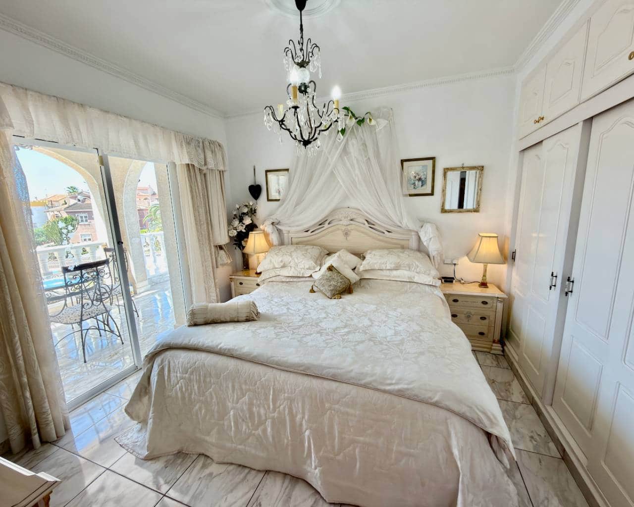 5 soverom Villa til salgs i Ciudad Quesada med svømmebasseng garasje - € 599 995 (Ref: 9849568)
