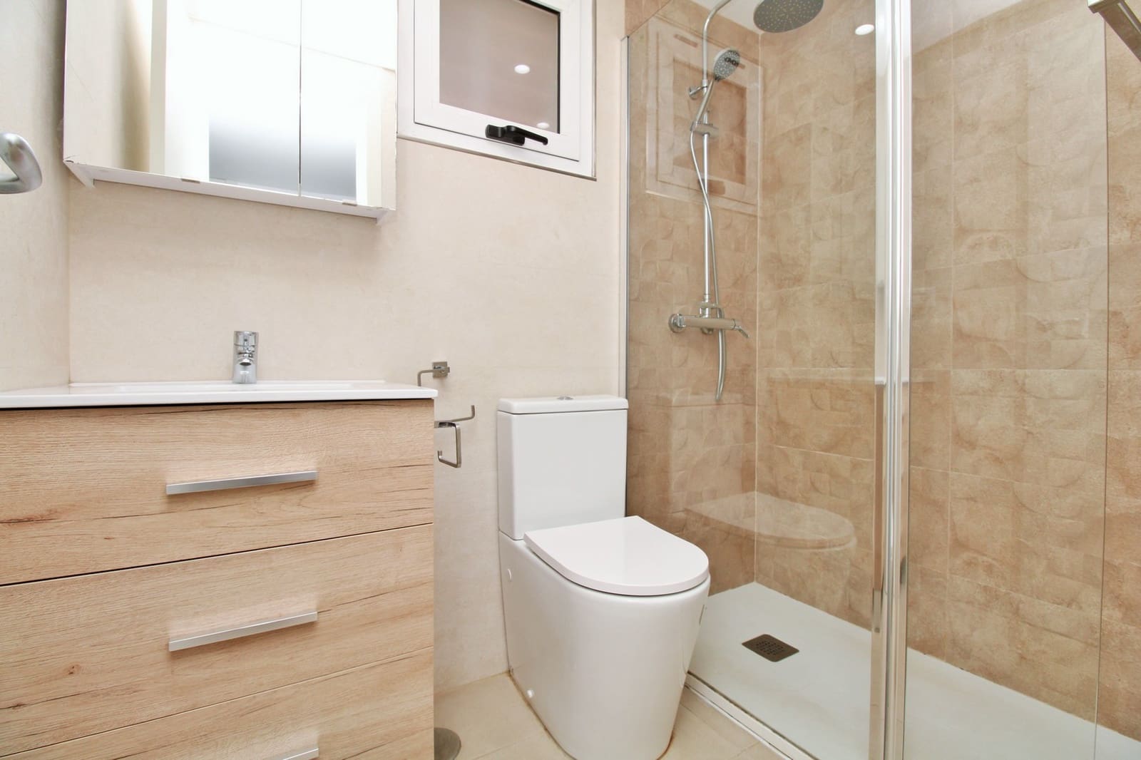 3 bedroom Apartment for sale in Playa Flamenca - € 225,000 (Ref: 9852039)