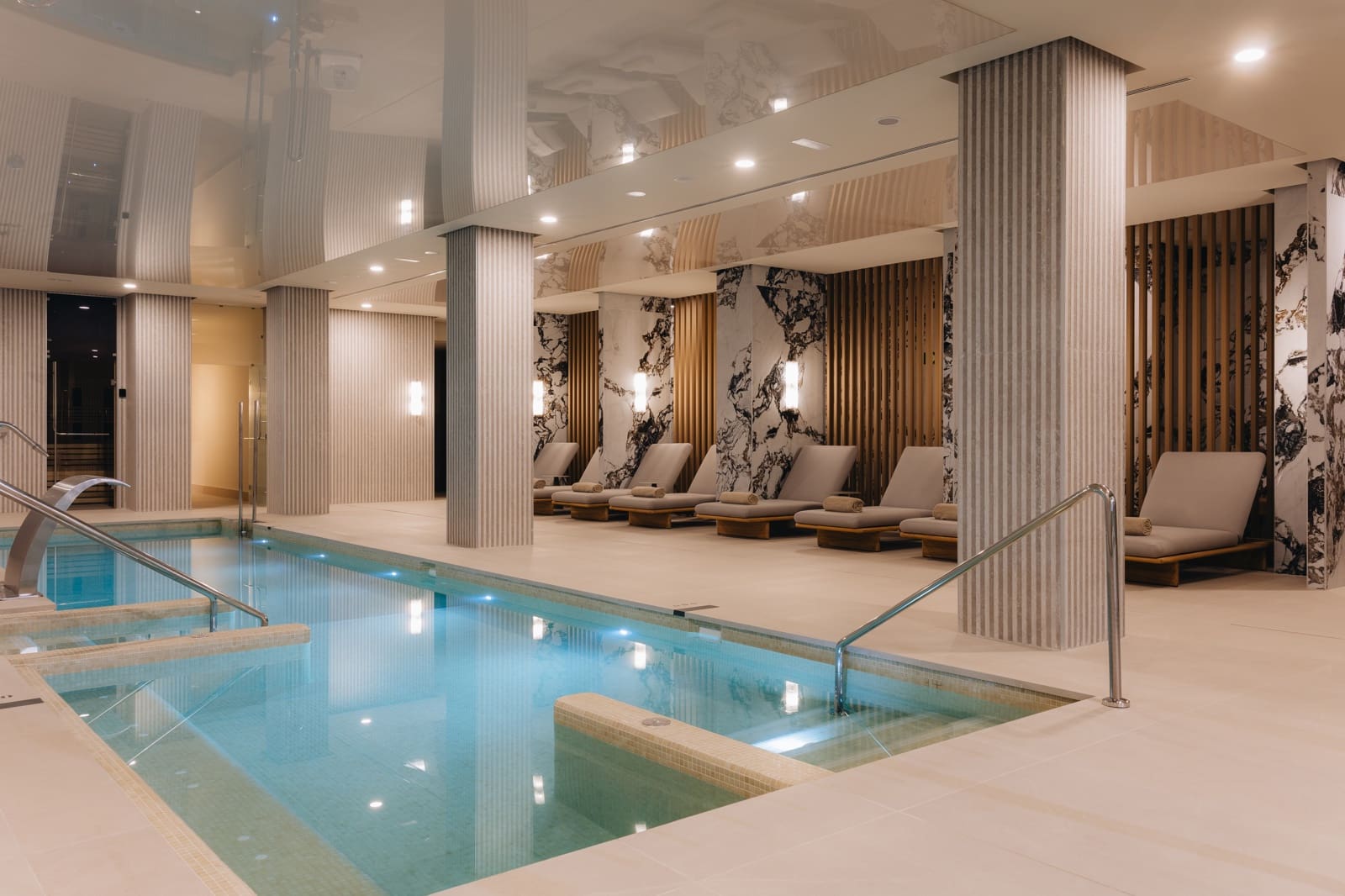 2 sypialnia Apartament do wynajęcia w La Moraleja z basenem garażem - 3 950 € (Ref: 9809762)