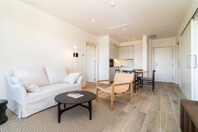 1 soverom Leilighet til leie i La Moraleja, Alcobendas med svømmebasseng garasje - € 3 355 (Ref: 9814442)