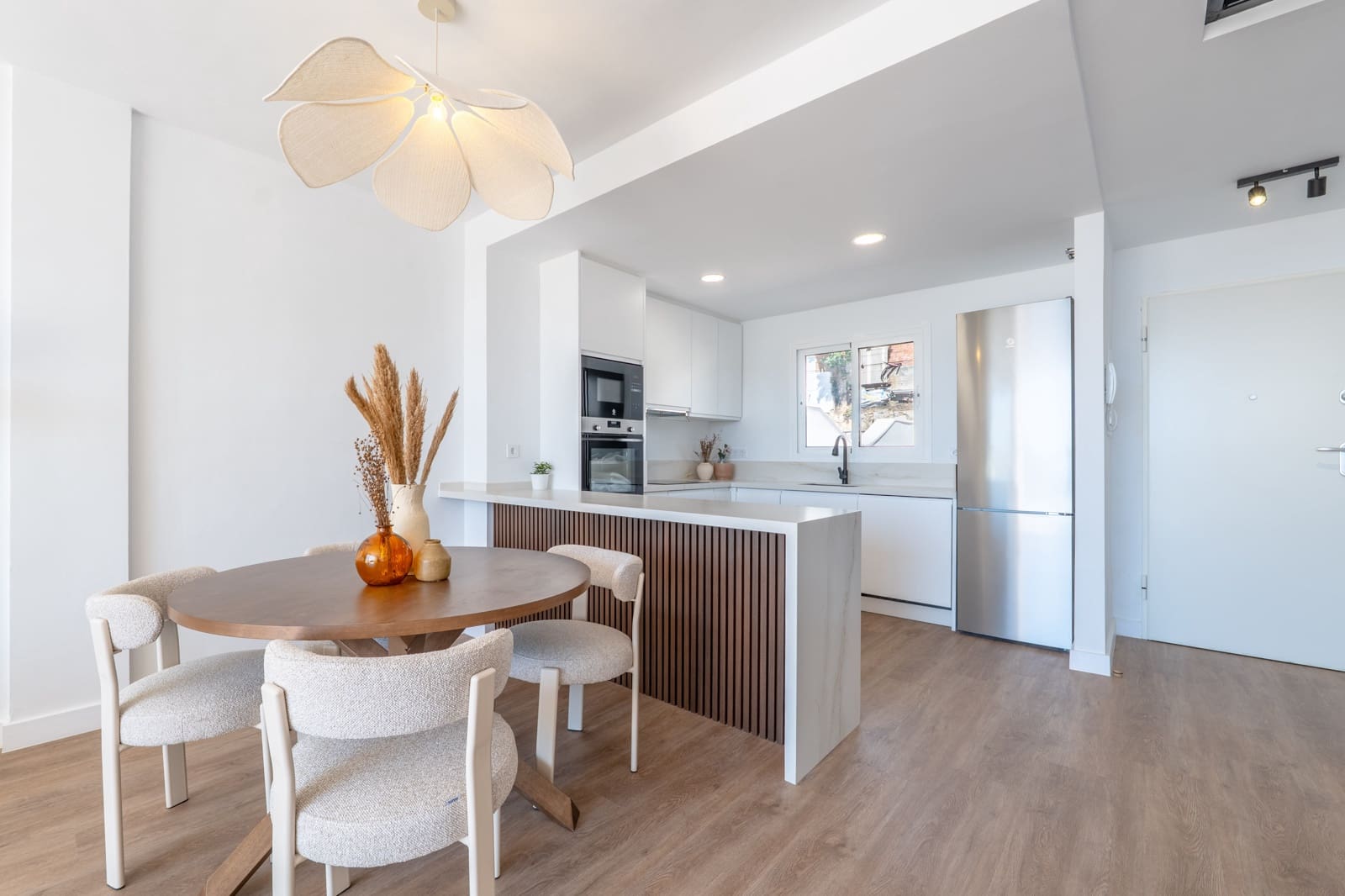 4 soveværelse Rækkehus til salg i Fuengirola med swimmingpool garage - € 649.000 (Ref: 9806736)