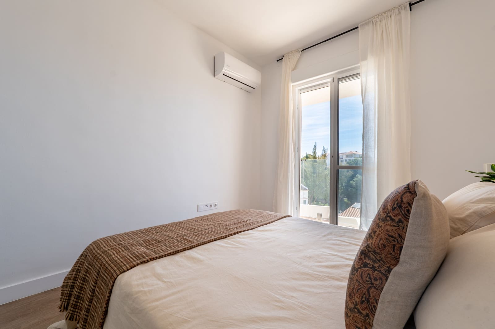 4 soveværelse Rækkehus til salg i Fuengirola med swimmingpool garage - € 649.000 (Ref: 9806736)