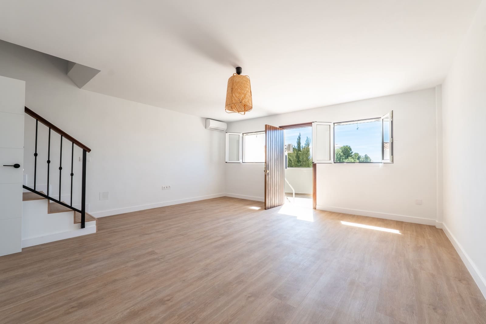 4 soveværelse Rækkehus til salg i Fuengirola med swimmingpool garage - € 649.000 (Ref: 9806736)