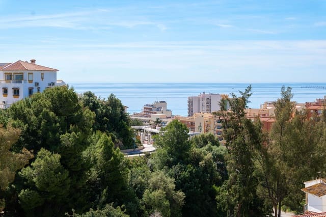 4 soveværelse Rækkehus til salg i Torreblanca, Fuengirola med swimmingpool garage - € 649.000 (Ref: 9806736)
