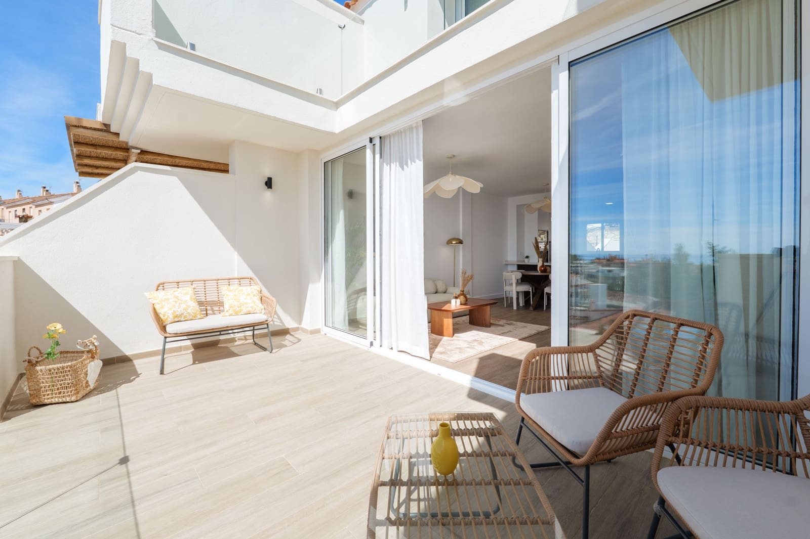 4 soveværelse Rækkehus til salg i Fuengirola med swimmingpool garage - € 649.000 (Ref: 9806736)