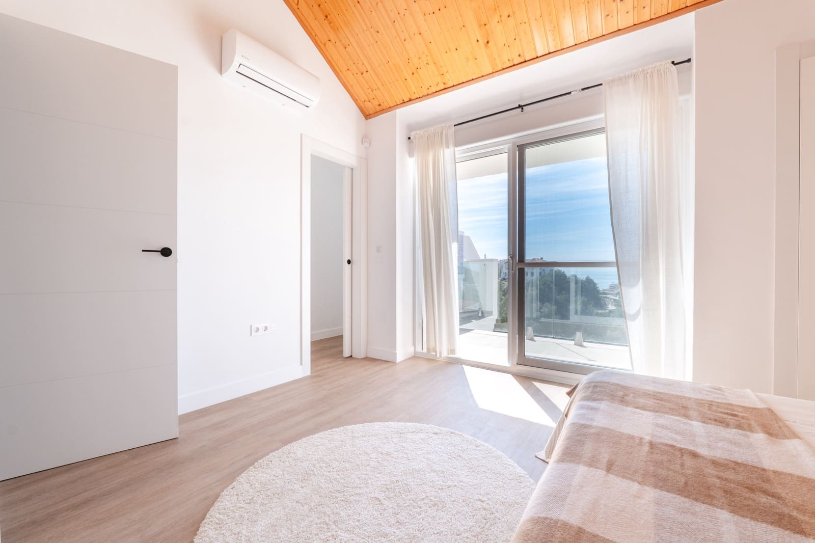 4 soveværelse Rækkehus til salg i Fuengirola med swimmingpool garage - € 649.000 (Ref: 9806736)