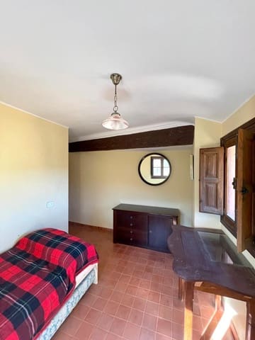 5 makuuhuone Omakotitalo myytävänä paikassa Albarracín - 180 000 € (Ref: 9823978)