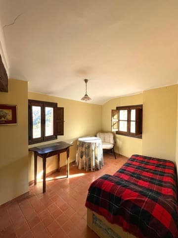 5 makuuhuone Omakotitalo myytävänä paikassa Albarracín - 180 000 € (Ref: 9823978)