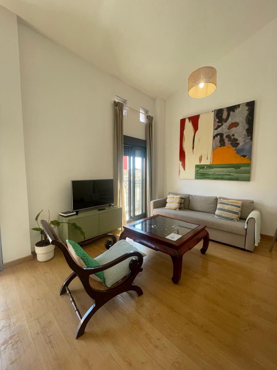 Piso de 2 habitaciones en València ciudad en venta - 378.000 € (Ref: 9823980)