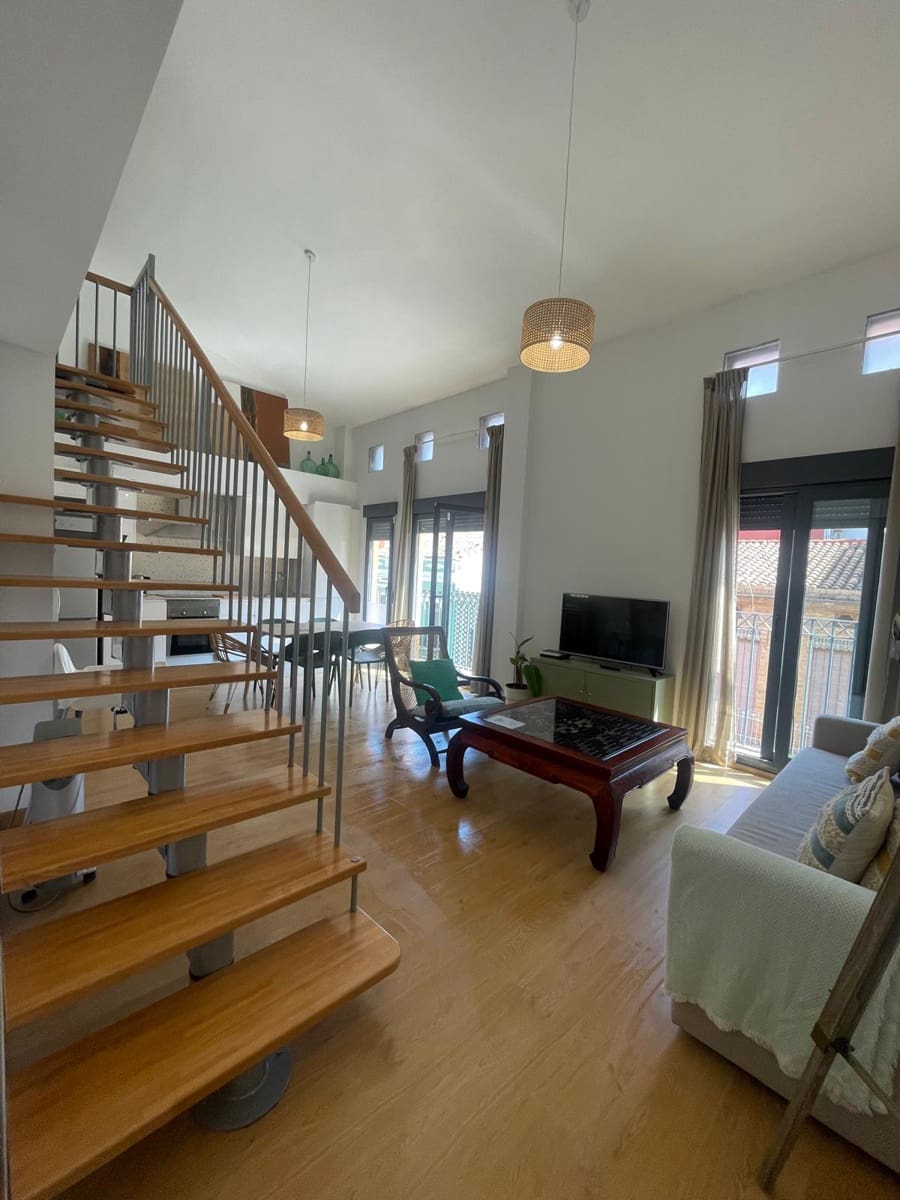 Piso de 2 habitaciones en València ciudad en venta - 378.000 € (Ref: 9823980)
