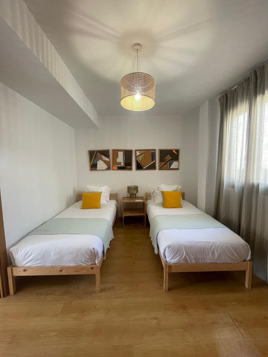 Piso de 2 habitaciones en València ciudad en venta - 378.000 € (Ref: 9823980)