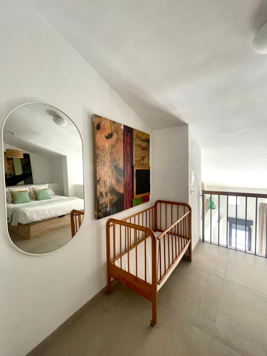 Piso de 2 habitaciones en València ciudad en venta - 378.000 € (Ref: 9823980)