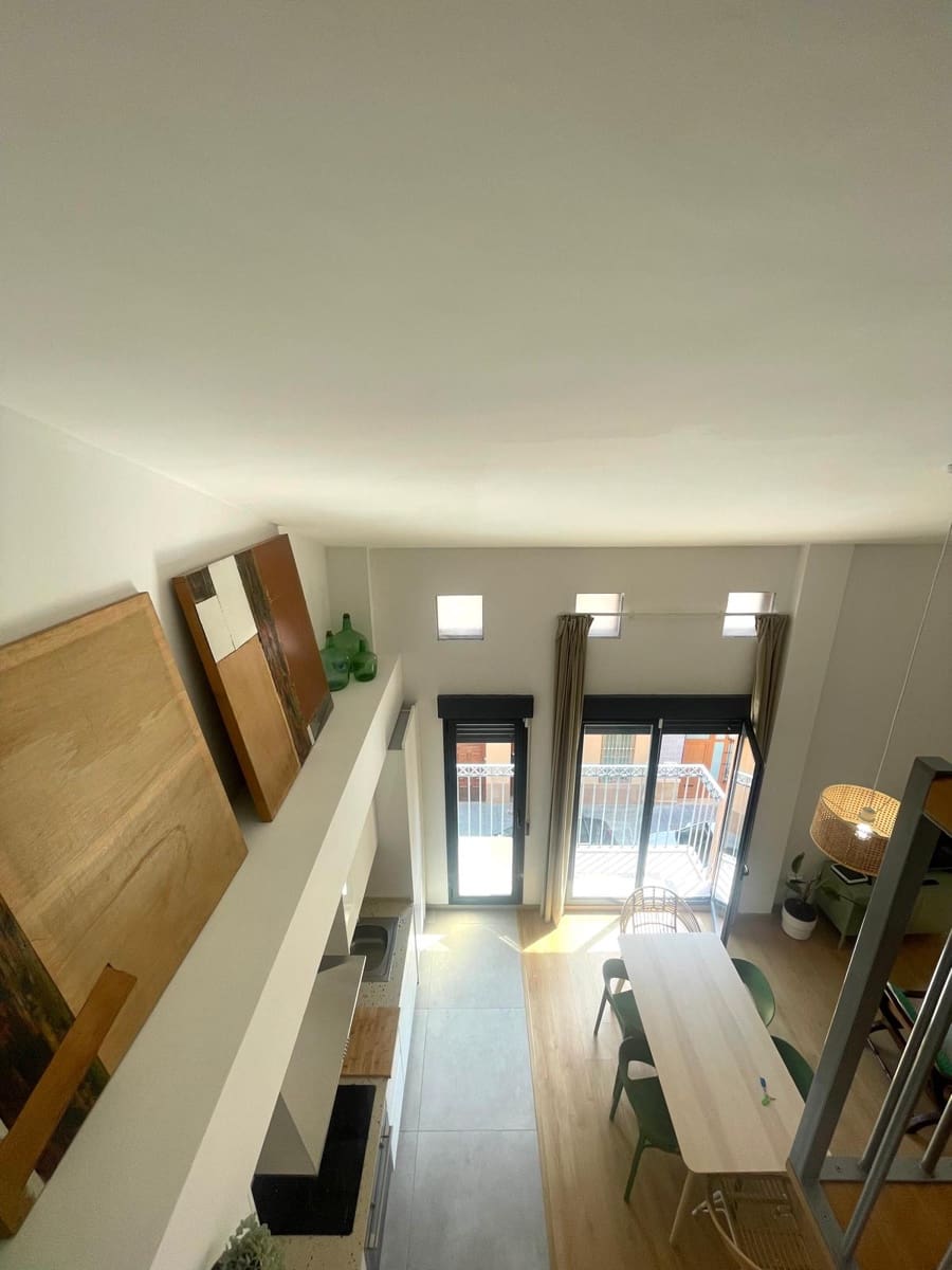 Piso de 2 habitaciones en València ciudad en venta - 378.000 € (Ref: 9823980)