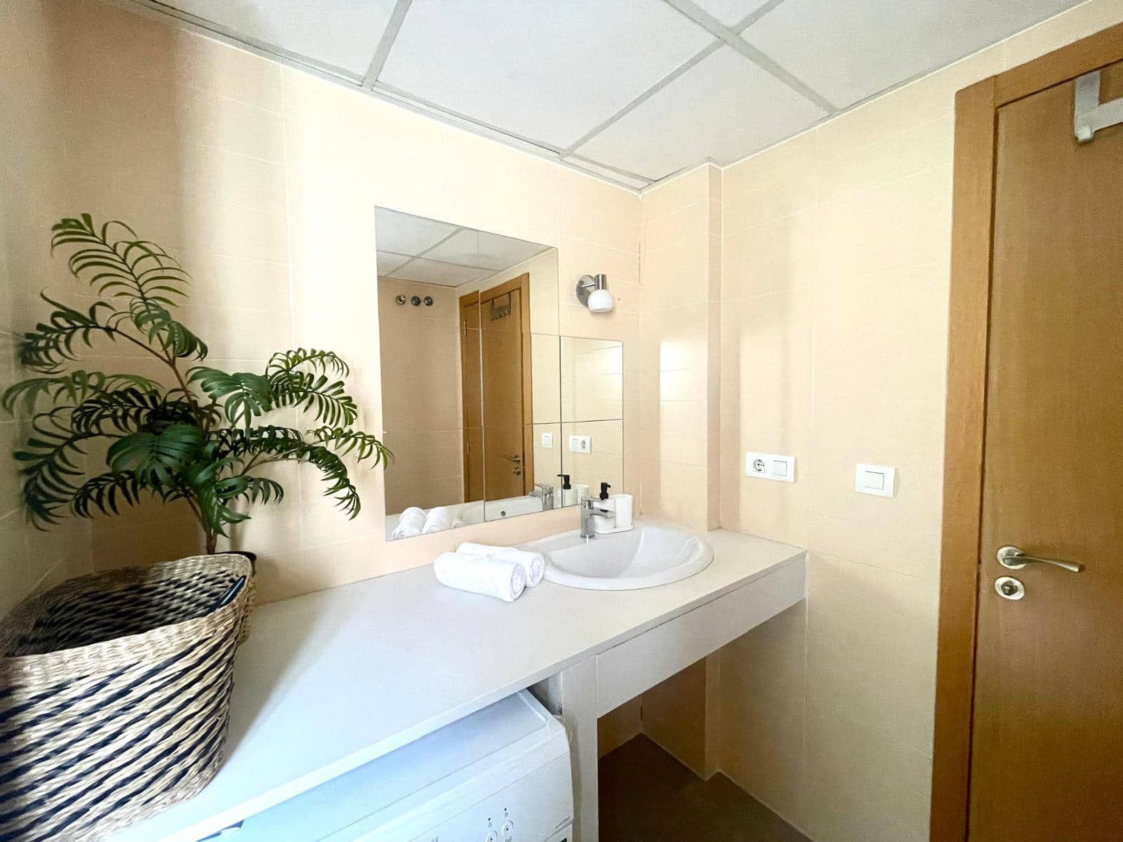 Piso de 2 habitaciones en València ciudad en venta - 378.000 € (Ref: 9823980)