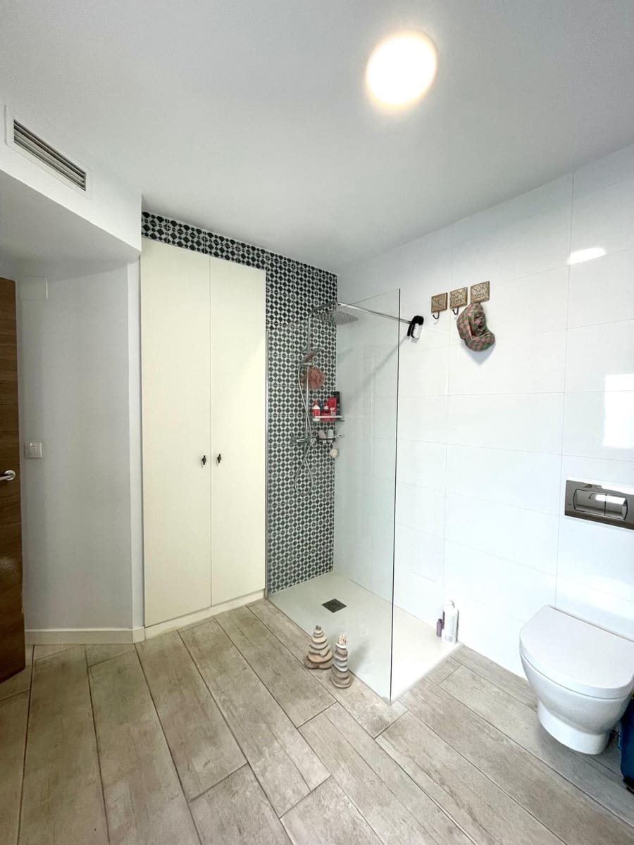 3 soveværelse Lejlighed til salg i Valencia by - € 599.000 (Ref: 9823985)