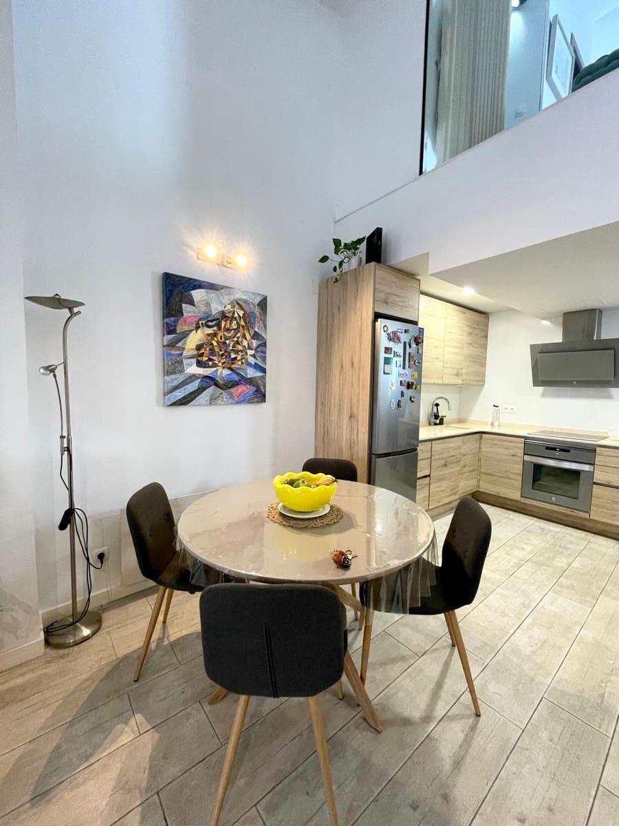 3 soveværelse Lejlighed til salg i Valencia by - € 599.000 (Ref: 9823985)