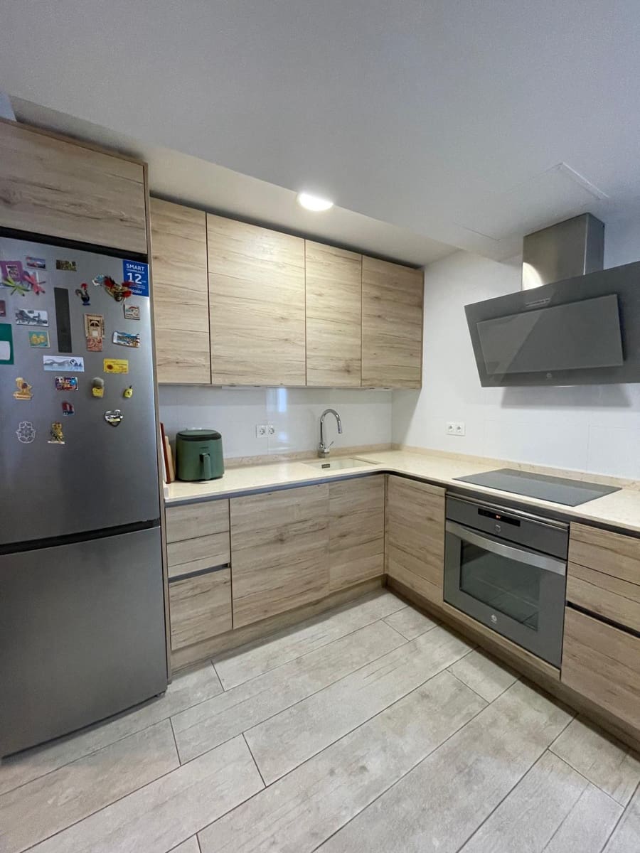 3 soveværelse Lejlighed til salg i Valencia by - € 599.000 (Ref: 9823985)