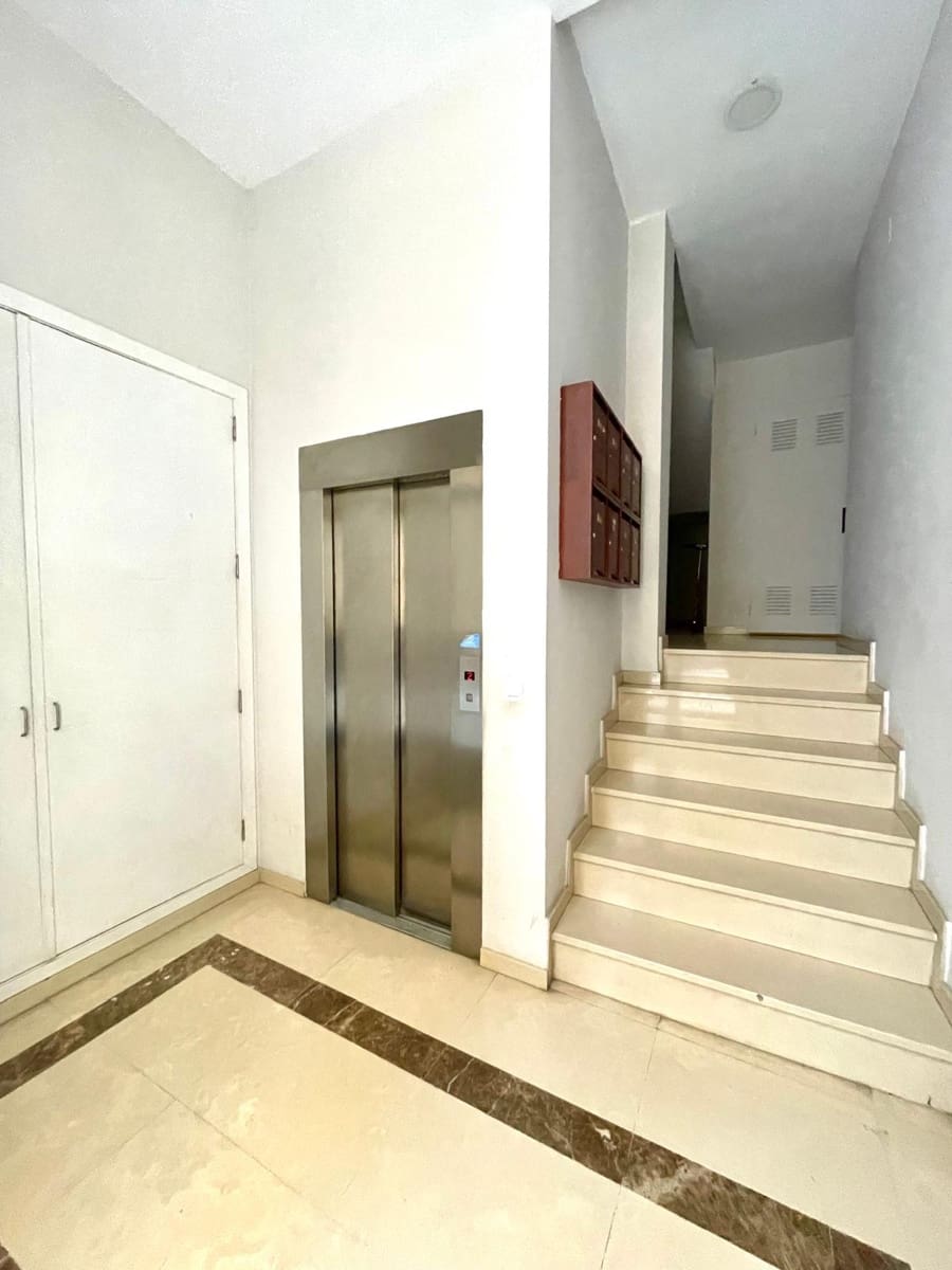 3 soveværelse Lejlighed til salg i Valencia by - € 599.000 (Ref: 9823985)