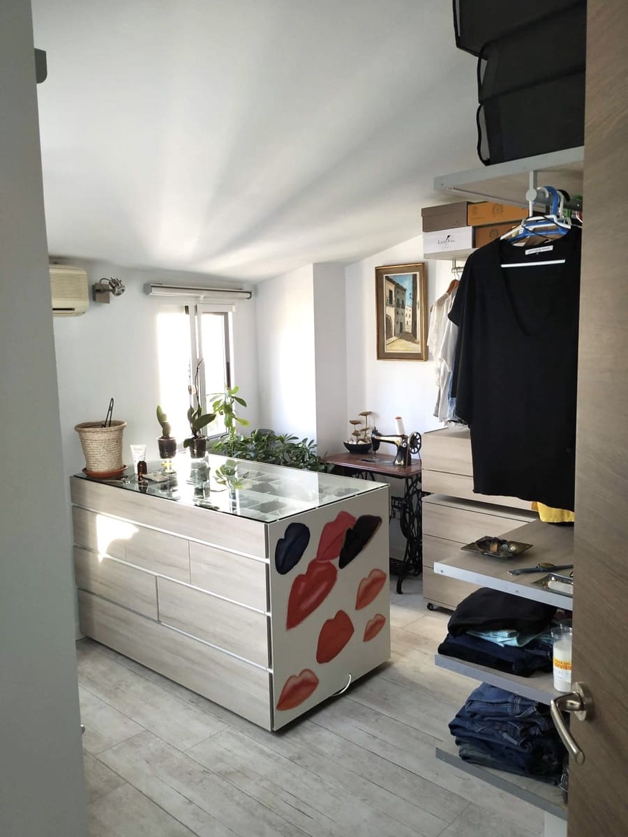 3 soveværelse Lejlighed til salg i Valencia by - € 599.000 (Ref: 9823985)