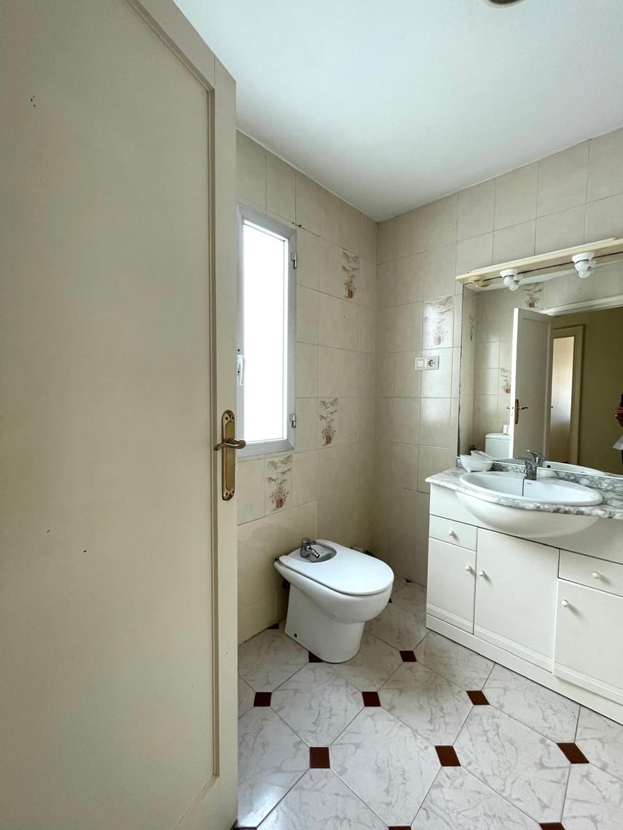 Leilighet til salgs i Valencia by - € 600 000 (Ref: 9823989)
