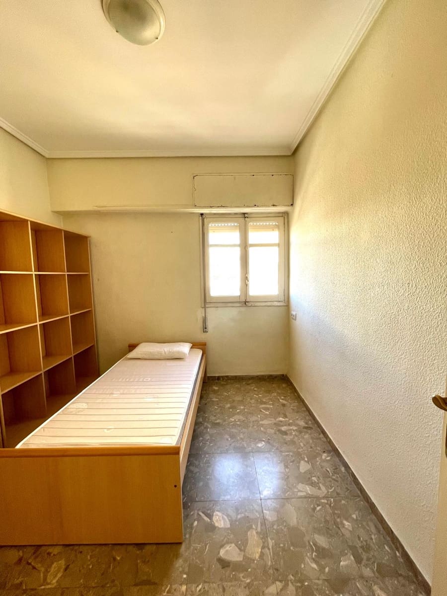Leilighet til salgs i Valencia by - € 600 000 (Ref: 9823989)