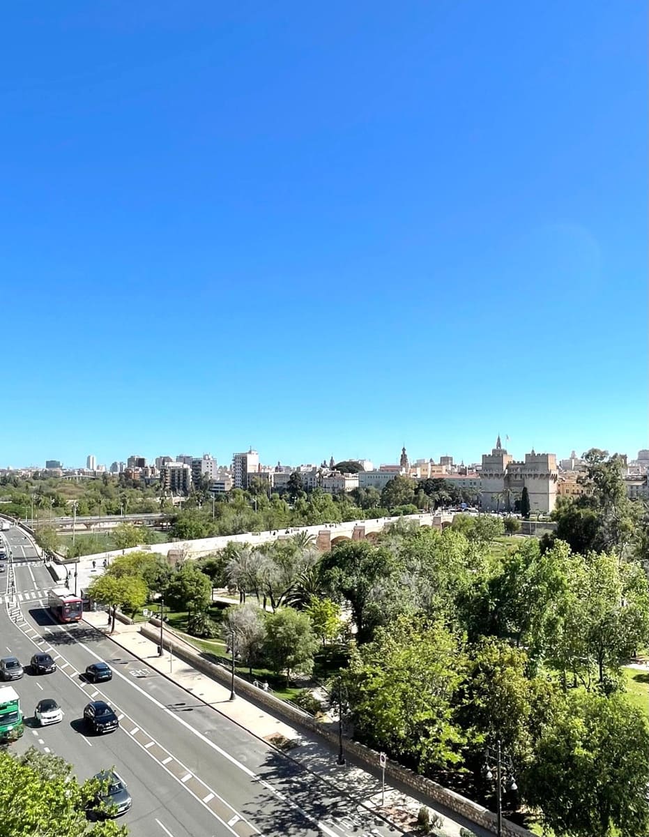 Leilighet til salgs i Valencia by - € 600 000 (Ref: 9823989)