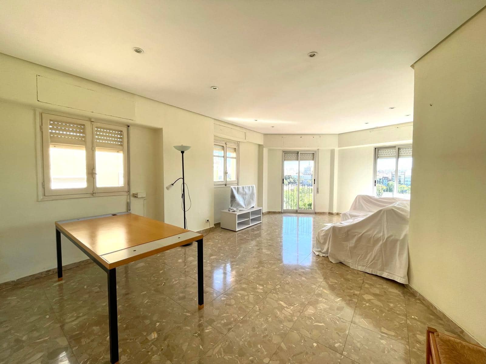 Leilighet til salgs i Valencia by - € 600 000 (Ref: 9823989)