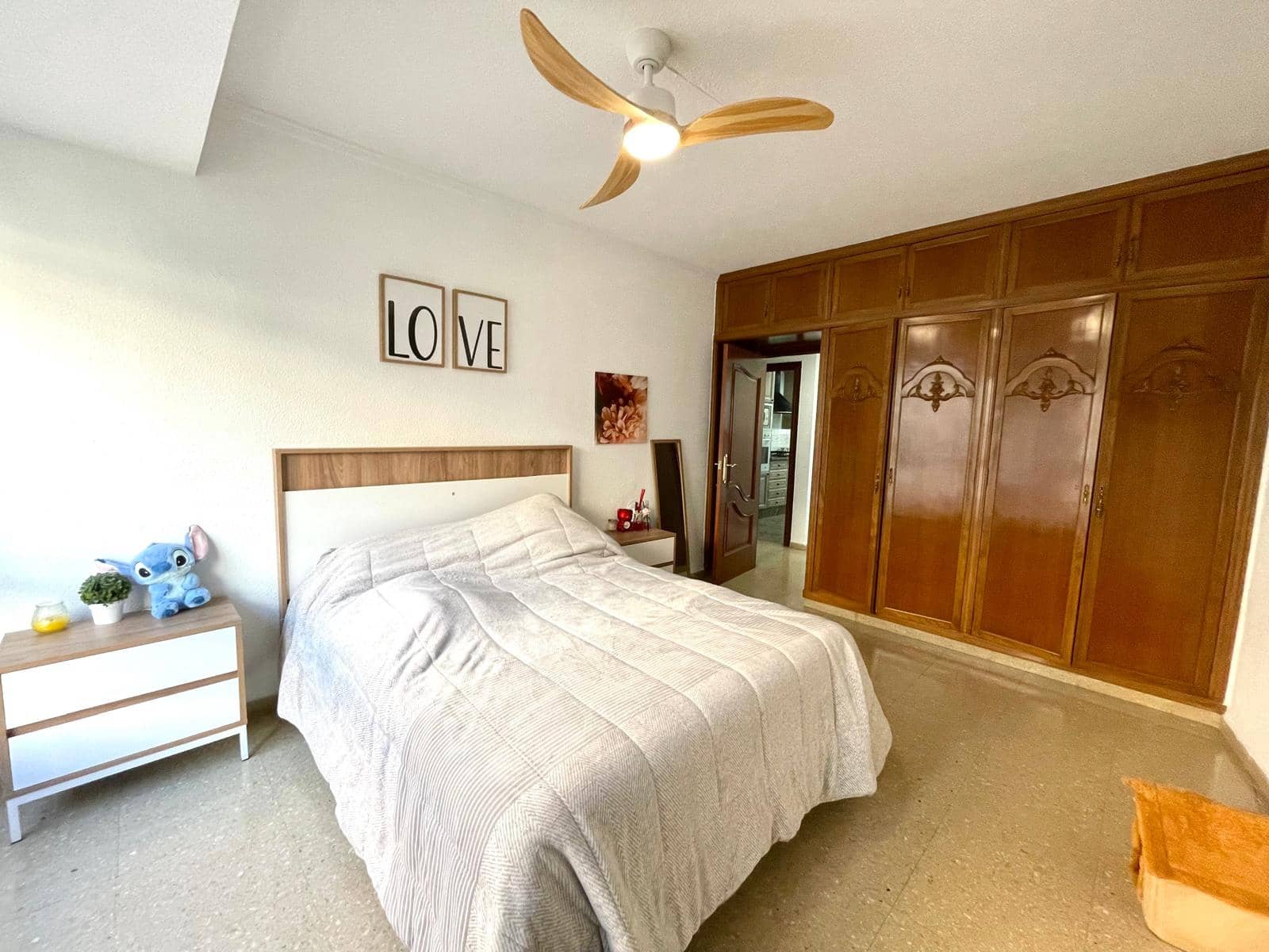 Flat for sale in Valencia city - € 520,000 (Ref: 9824010)