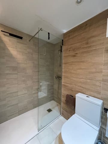 Piso de 3 habitaciones en València ciudad en venta - 450.000 € (Ref: 9824109)