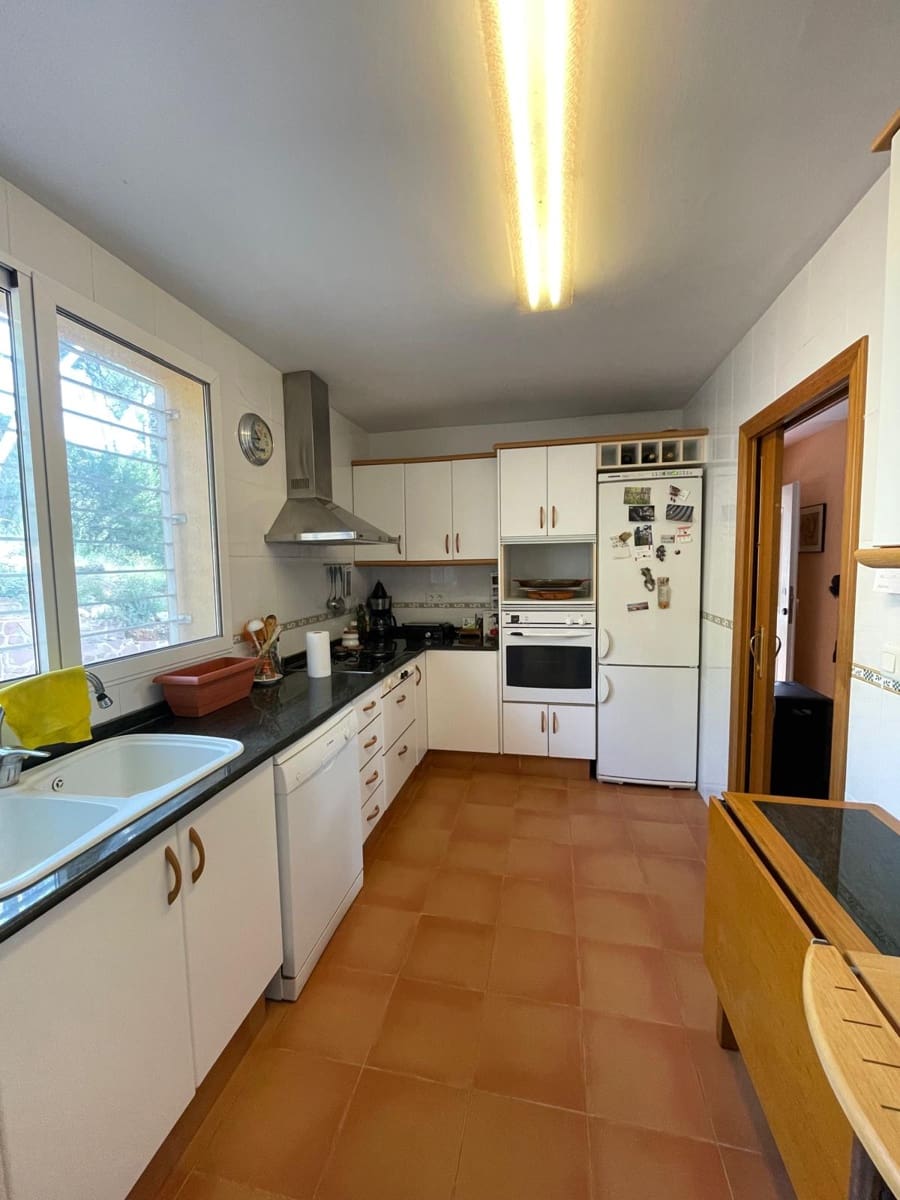 3 sypialnia Willa na sprzedaż w Chiva - 275 000 € (Ref: 9829638)