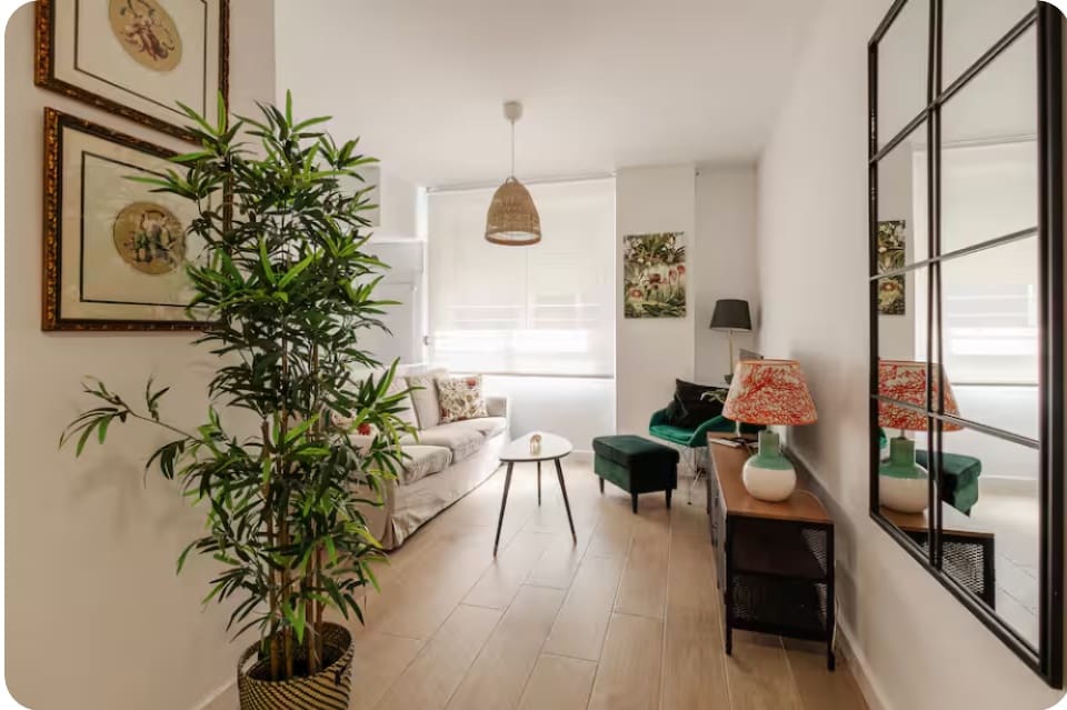 Apartment for sale in Valencia city - € 325,000 (Ref: 9941241)