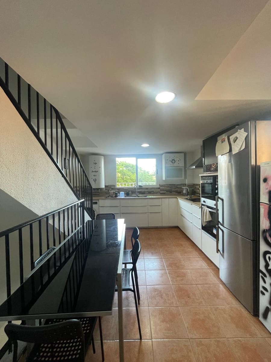 5 camera da letto Appartamento in vendita in Valencia citta - 350.000 € (Rif: 9941493)