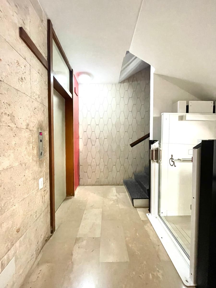 3 soveværelse Lejlighed til salg i Valencia by - € 430.000 (Ref: 9961698)