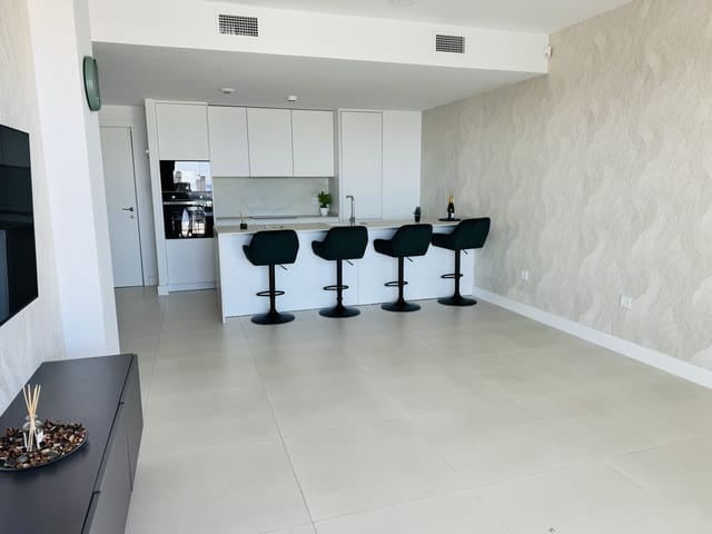2 bedroom Apartment for sale in El Higuerón, Fuengirola with pool garage - € 499,000 (Ref: 9809888)