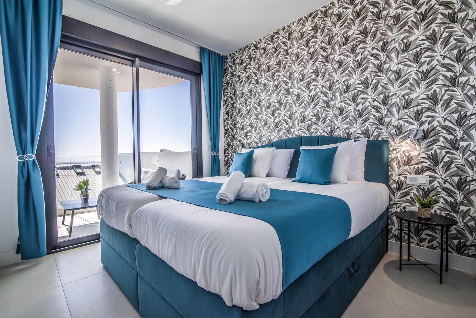 Apartamento de 2 habitaciones en Fuengirola en venta con piscina garaje - 499.000 € (Ref: 9809888)