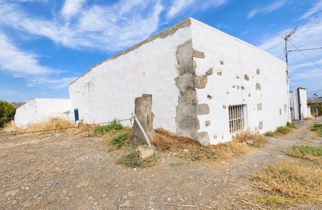 2 bedroom Finca/Country House for sale in Marzagán - Los Hoyos - La Montañeta, Las Palmas de Gran Canaria with garage - € 347,000 (Ref: 10163195)