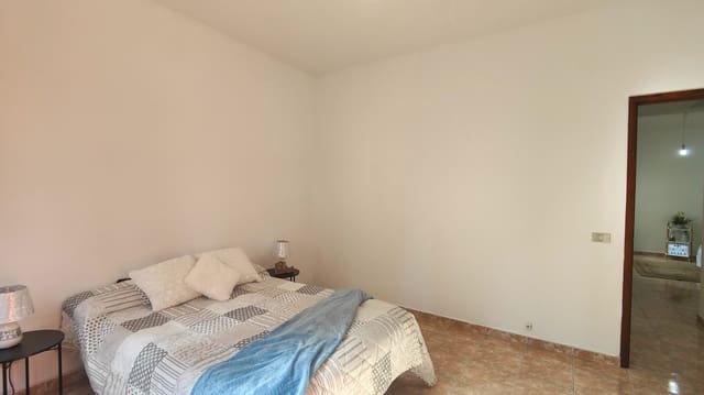 6 chambre Villa/Maison à vendre à Schamann - Rehoyas, Las Palmas de Gran Canaria - 339 000 € (Ref: 9830349)