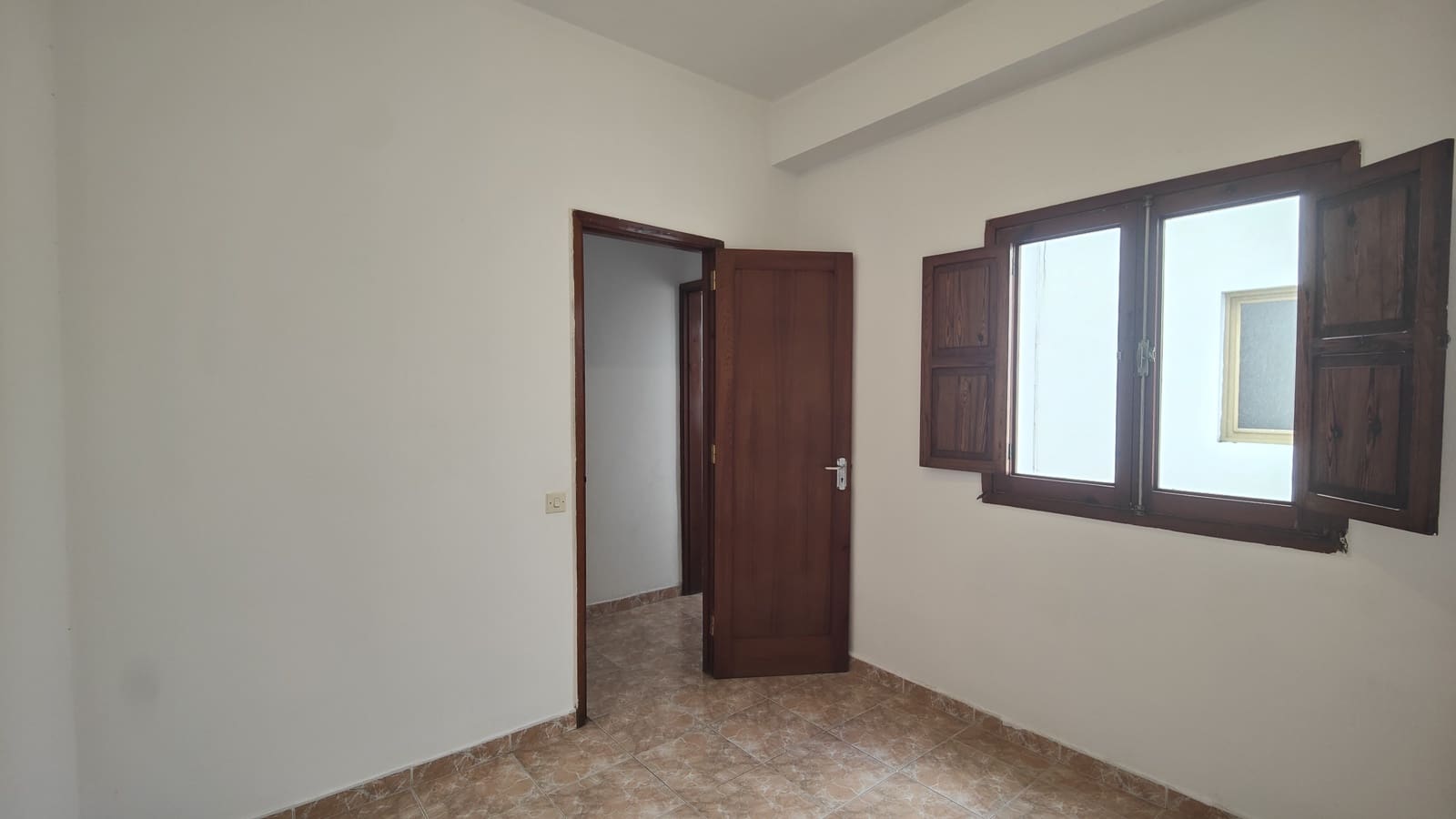 6 chambre Villa/Maison à vendre à Las Palmas de Gran Canaria - 339 000 € (Ref: 9830349)