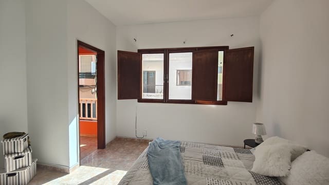 6 chambre Villa/Maison à vendre à Schamann - Rehoyas, Las Palmas de Gran Canaria - 339 000 € (Ref: 9830349)
