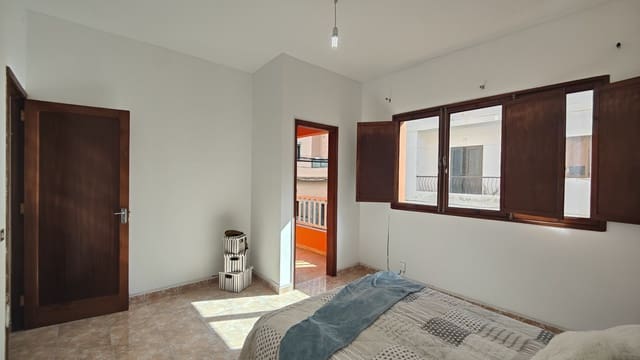 6 chambre Villa/Maison à vendre à Schamann - Rehoyas, Las Palmas de Gran Canaria - 339 000 € (Ref: 9830349)