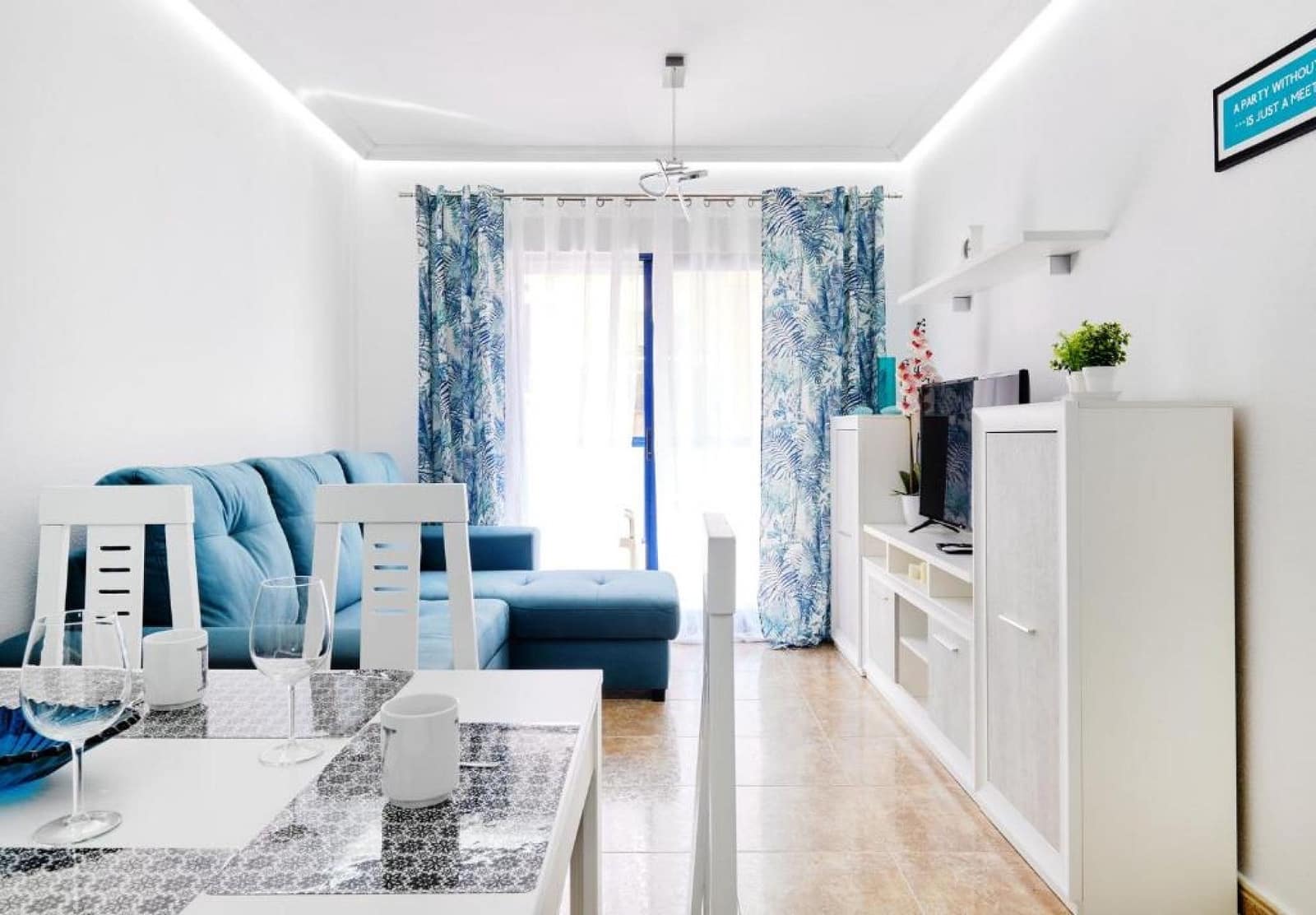 2 bedroom Apartment for sale in Cabo Roig with pool - € 188,000 (Ref: 9986238)