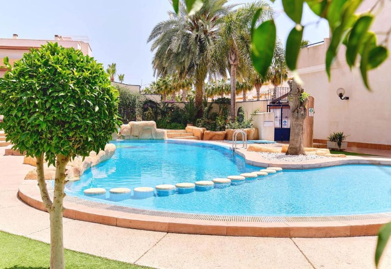 2 bedroom Apartment for sale in Cabo Roig with pool - € 188,000 (Ref: 9986238)