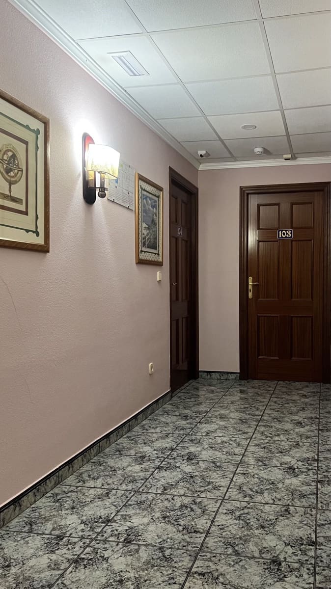 16 bedroom Commercial for sale in Guardamar del Segura with pool - € 1,350,000 (Ref: 9999410)