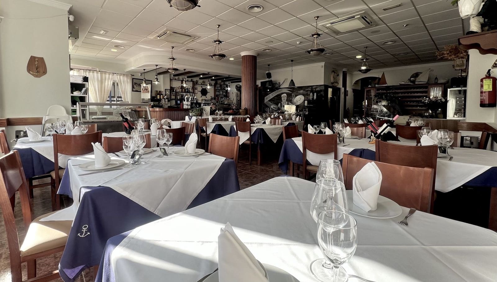 16 bedroom Commercial for sale in Guardamar del Segura with pool - € 1,350,000 (Ref: 9999410)