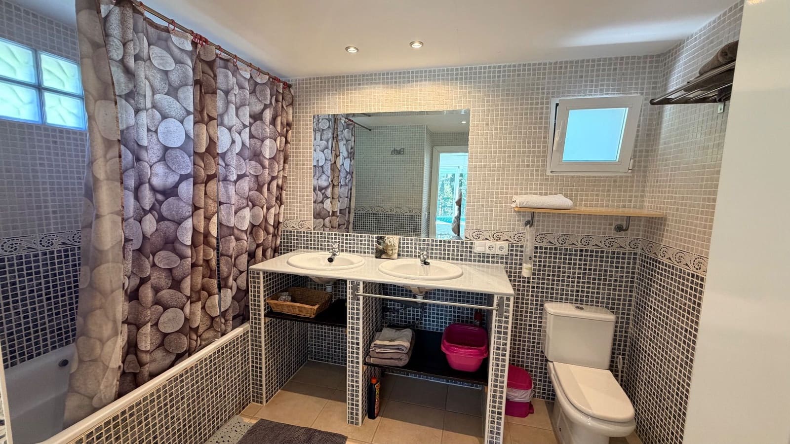 3 bedroom Villa for rent in Altea la Vella with pool garage - € 2,500 (Ref: 10031493)