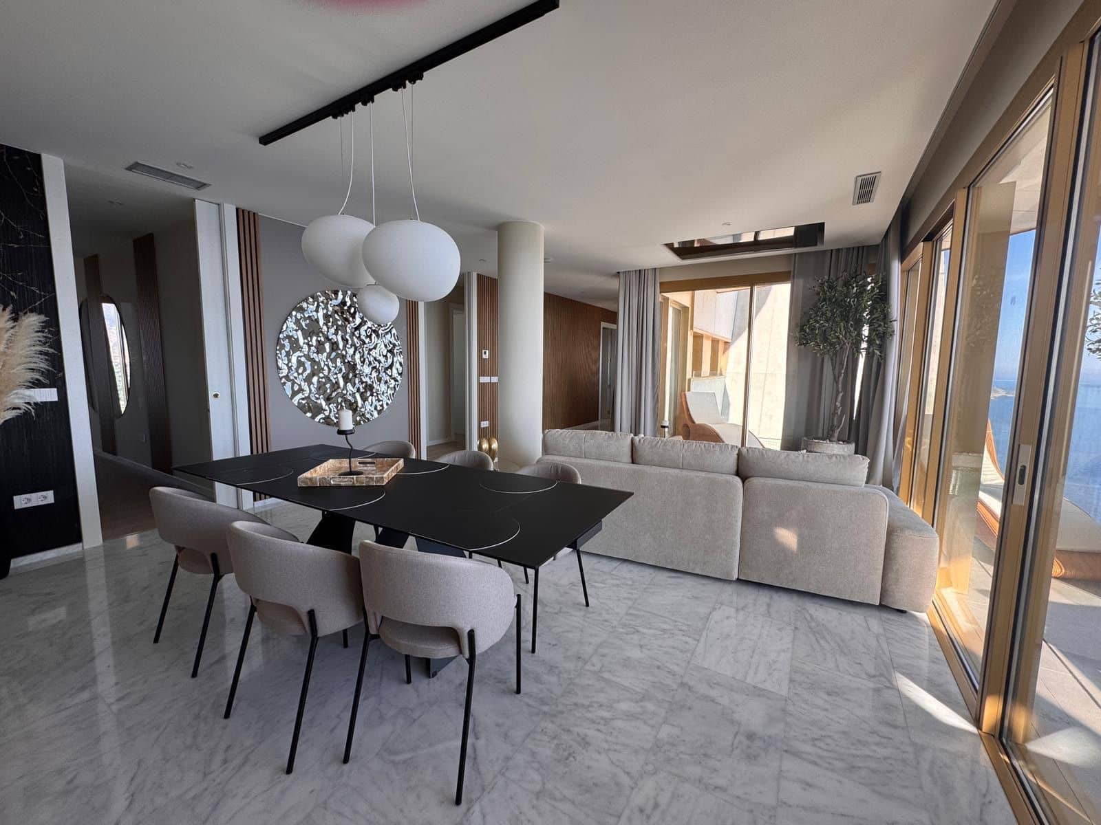 3 bedroom Penthouse for sale in Benidorm with pool garage - € 1,850,000 (Ref: 10042528)