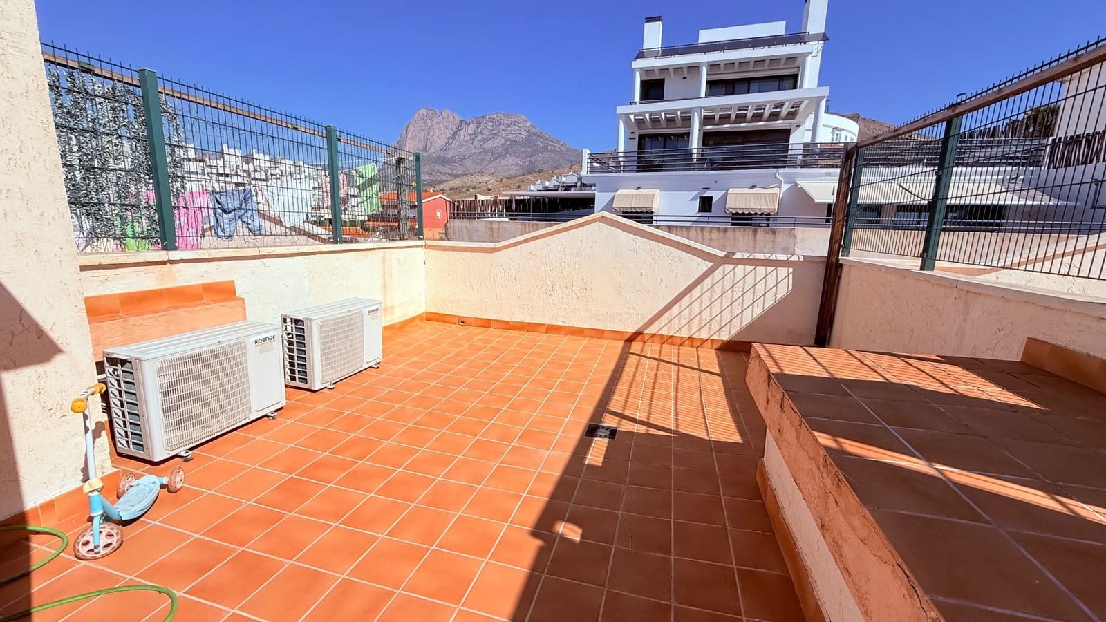 3 chambre Bungalow à vendre à Finestrat avec piscine garage - 310 000 € (Ref: 10118808)