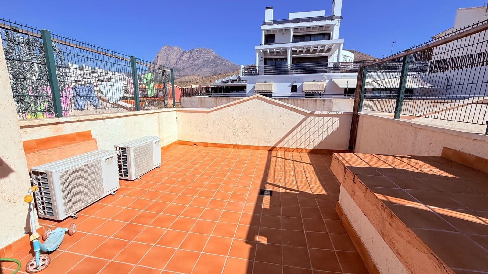3 chambre Bungalow à vendre à Finestrat avec piscine garage - 310 000 € (Ref: 10118808)