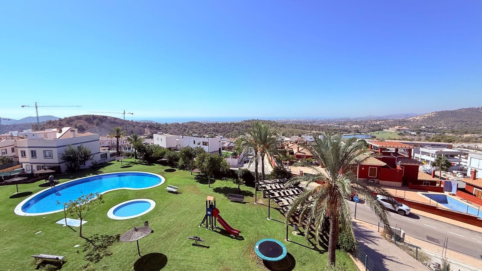 3 chambre Bungalow à vendre à Finestrat avec piscine garage - 310 000 € (Ref: 10118808)