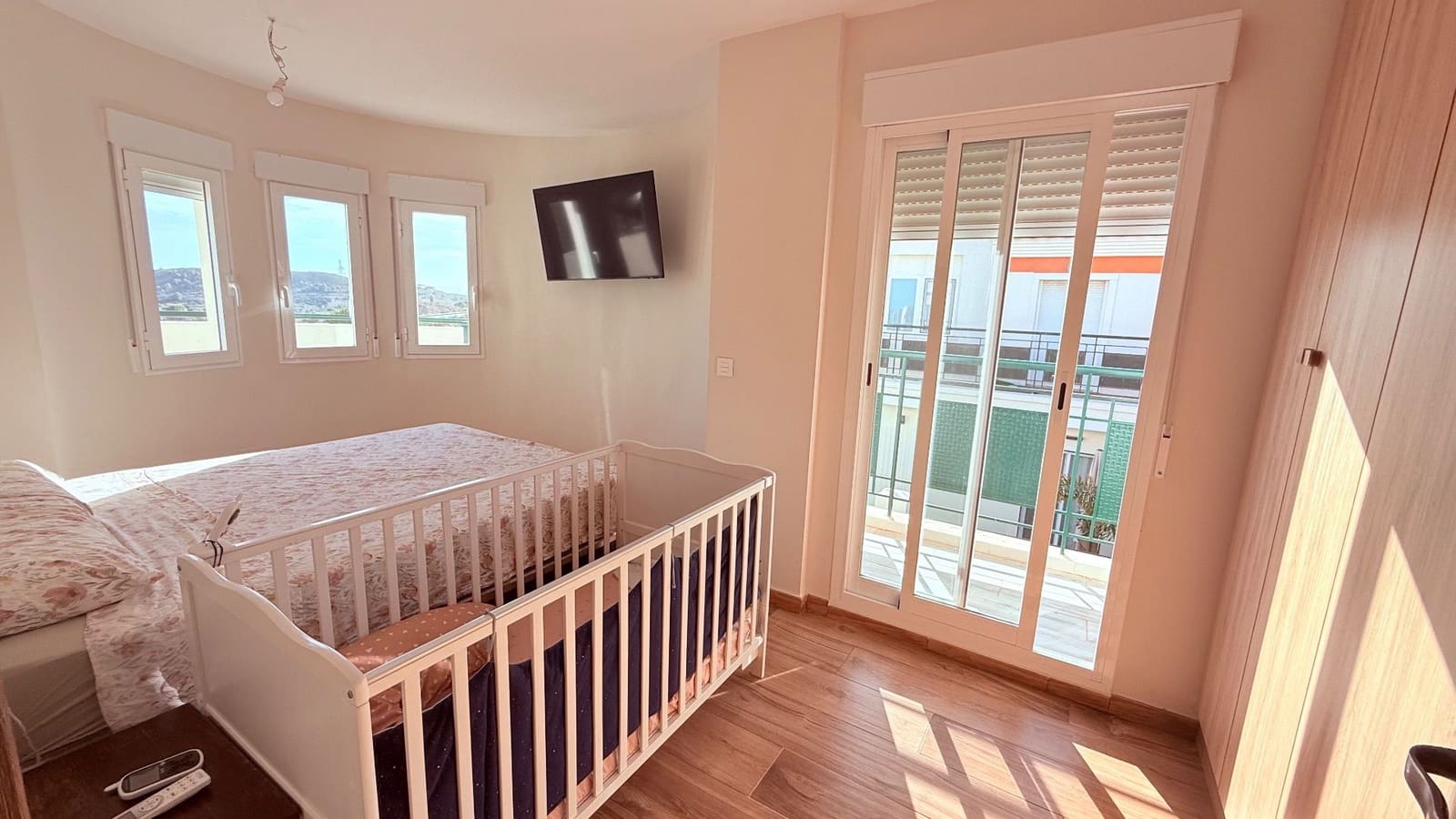 3 soverom Kjedet enebolig til salgs i Finestrat med svømmebasseng garasje - € 358 000 (Ref: 10148325)